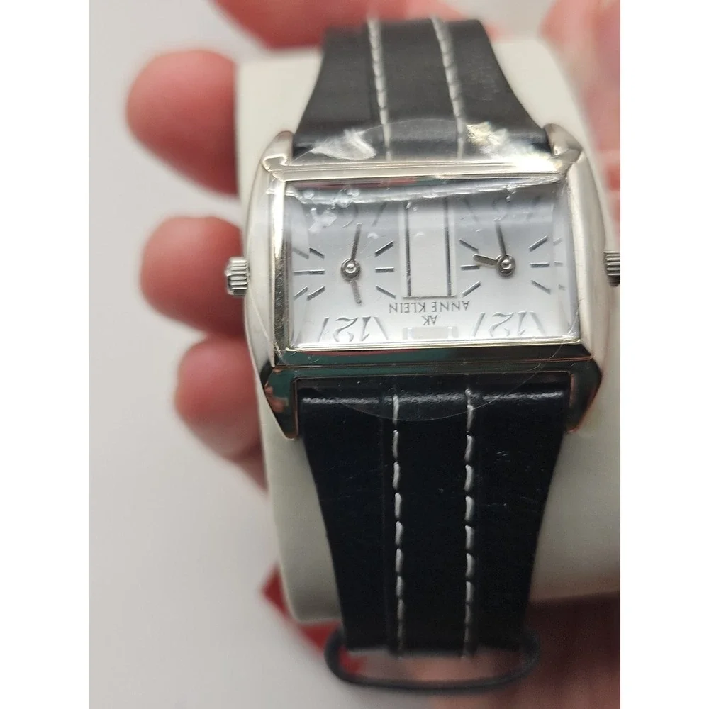 Ladies Anne Klein watch New with Tag